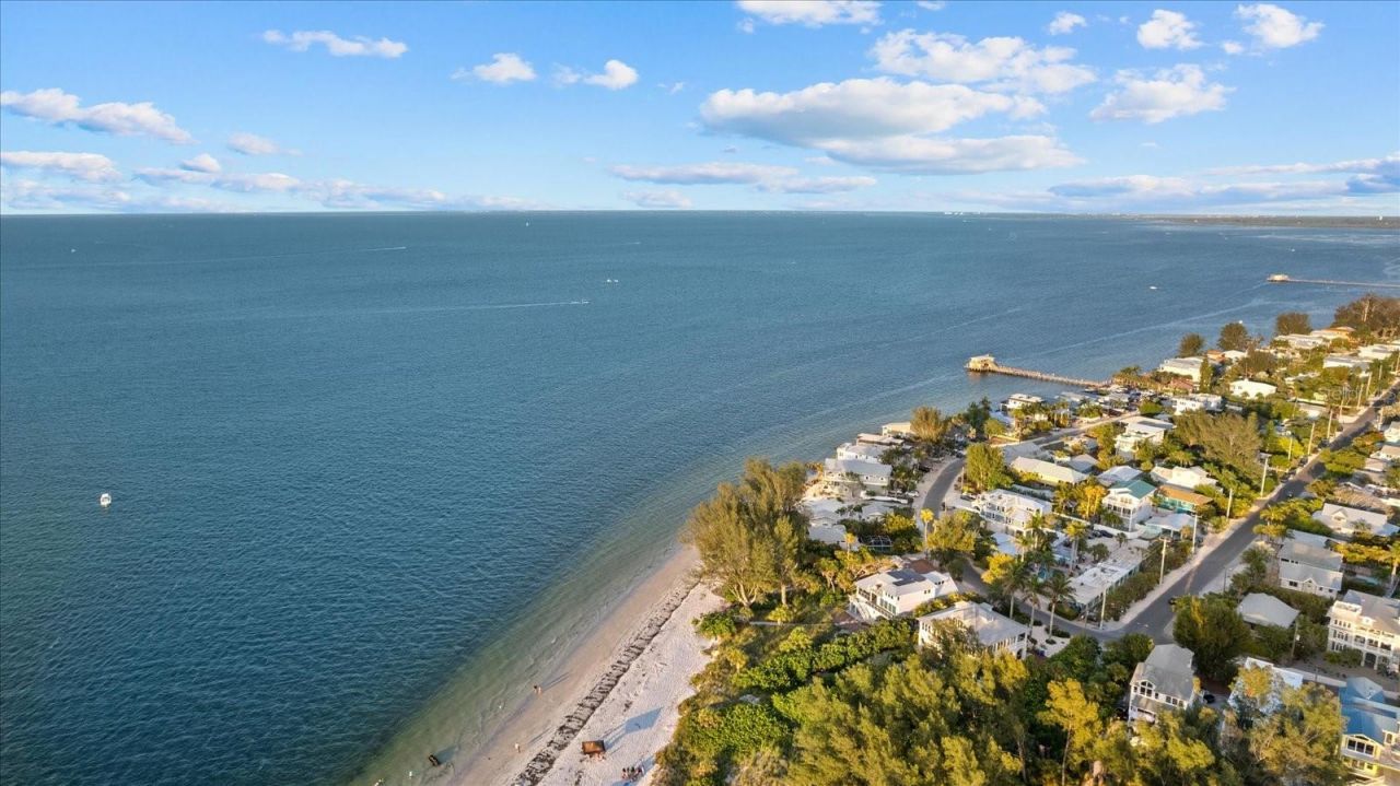 6304 Sun Eagle Lane, Unit 19B, Bradenton, FL 34210 Photo