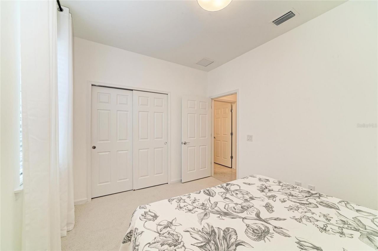 6735 Haverhill Court, Bradenton, FL 34202 Photo