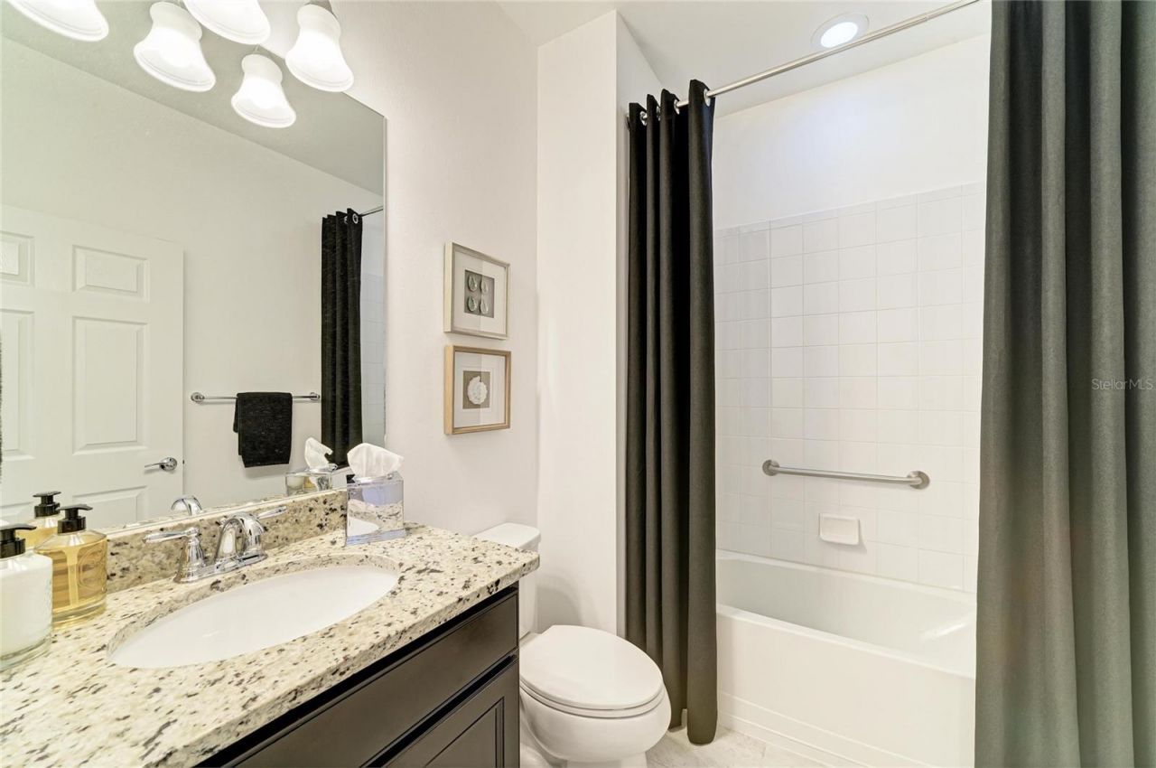 6735 Haverhill Court, Bradenton, FL 34202 Photo
