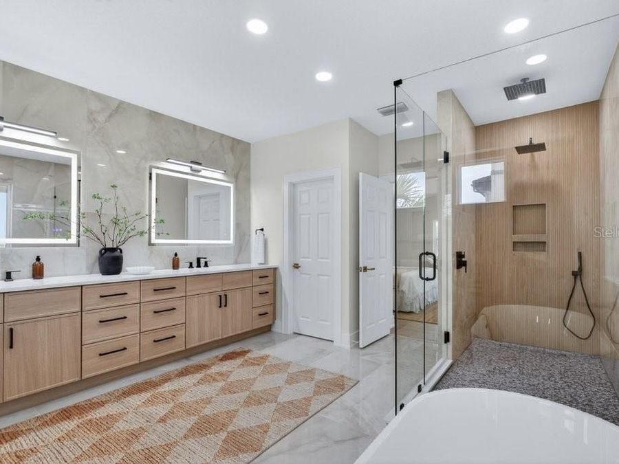 Property Image 72