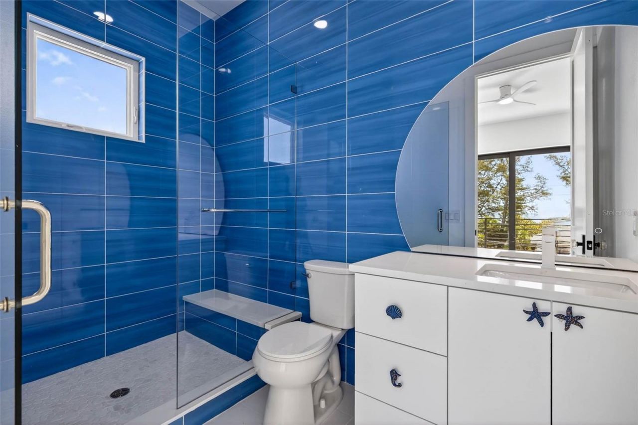 10201 Gulf Boulevard, Treasure Island, FL 33706 Photo