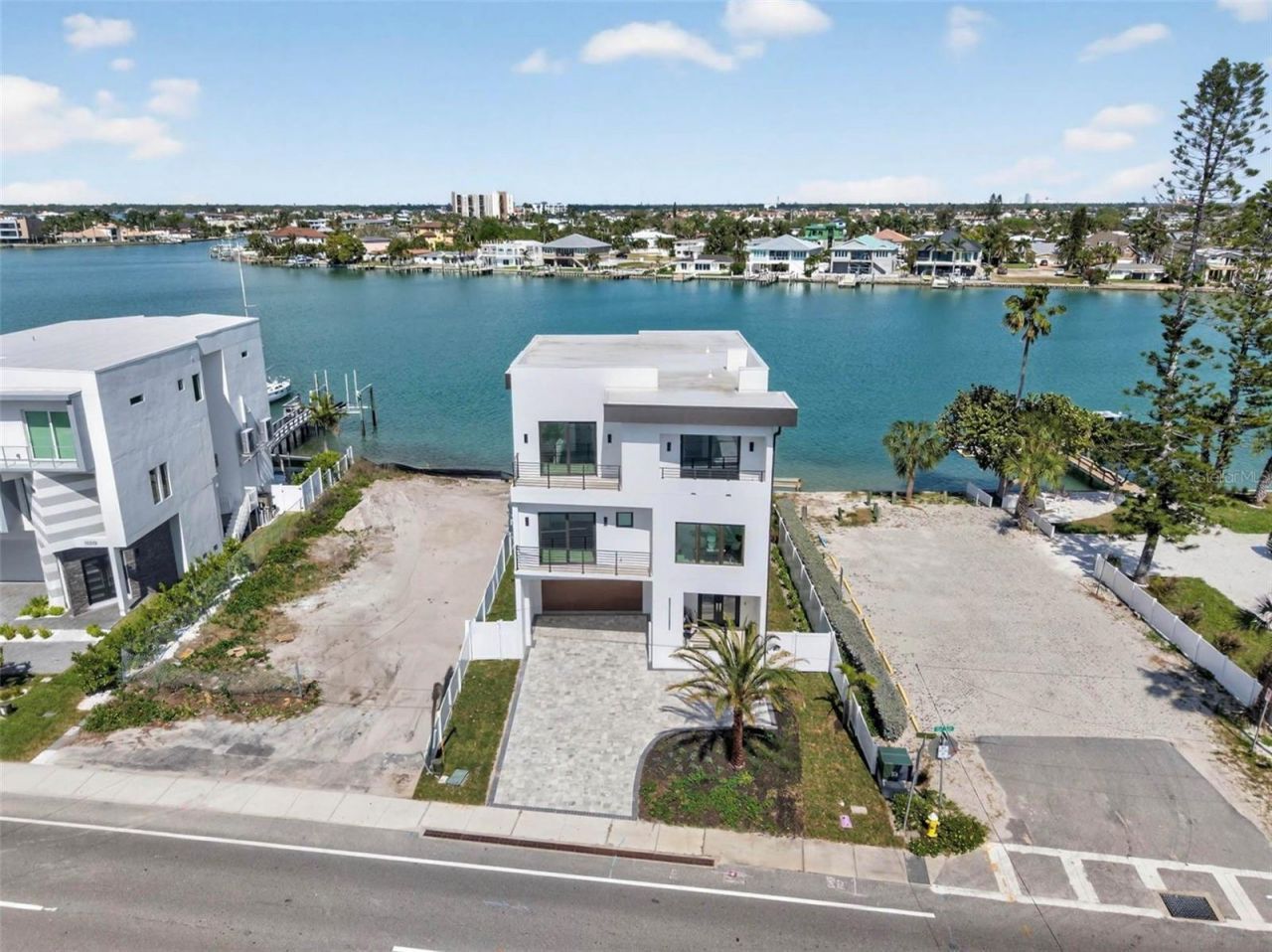 10201 Gulf Boulevard, Treasure Island, FL 33706 Photo