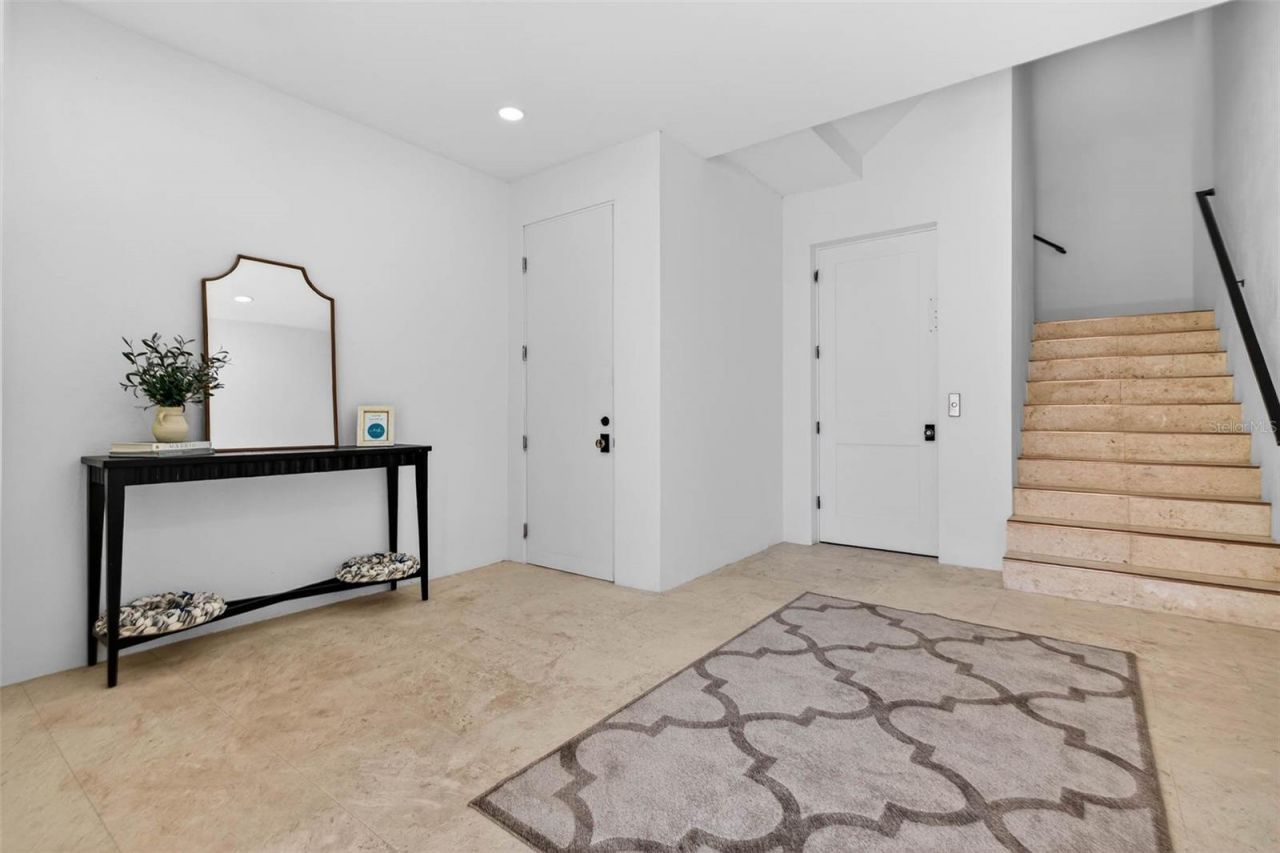 10201 Gulf Boulevard, Treasure Island, FL 33706 Photo