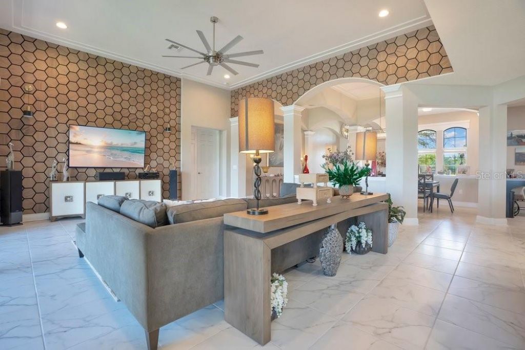 805 Riviera Bella Drive , Debary, FL 32713 Photo