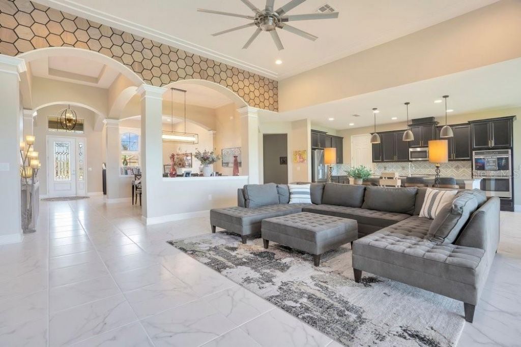 805 Riviera Bella Drive , Debary, FL 32713 Photo