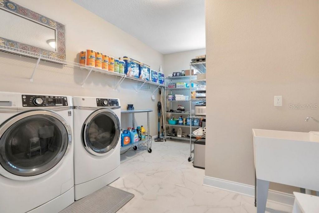 805 Riviera Bella Drive , Debary, FL 32713 Photo