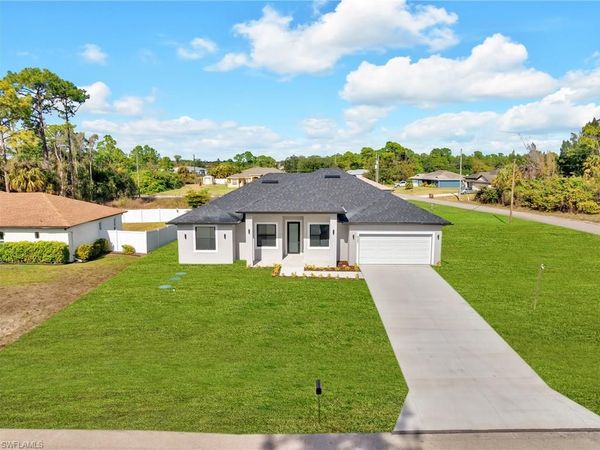 459 Windsor AVE S, LEHIGH ACRES, FL 33974