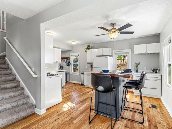 204 20th Avenue N, Hopkins, MN 55343