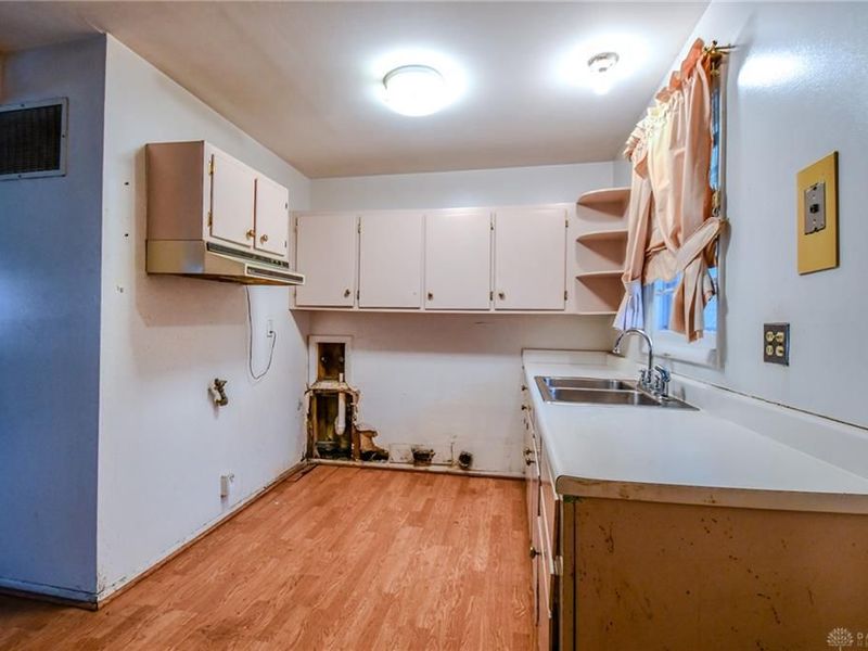 3927 Necco Avenue, Dayton, OH 45406 Photo 13