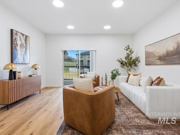 7481 W Swain Lane, Garden City, ID 83714