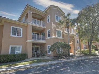 615 Fairway Dr, Unit 101, St Augustine, FL 32084