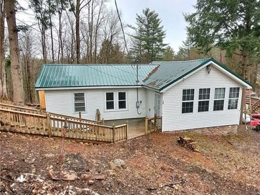 24 Wall Street, Bernhards Bay, NY 13028