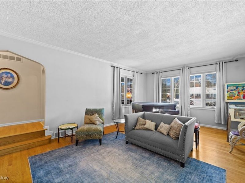 250 Schocalog Road, Akron, OH 44313 Photo 12