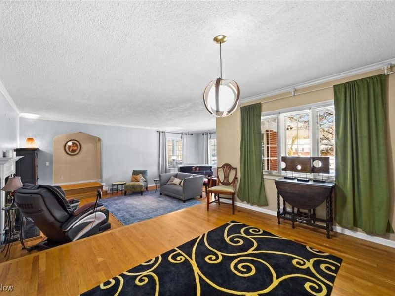 250 Schocalog Road, Akron, OH 44313 Photo 14