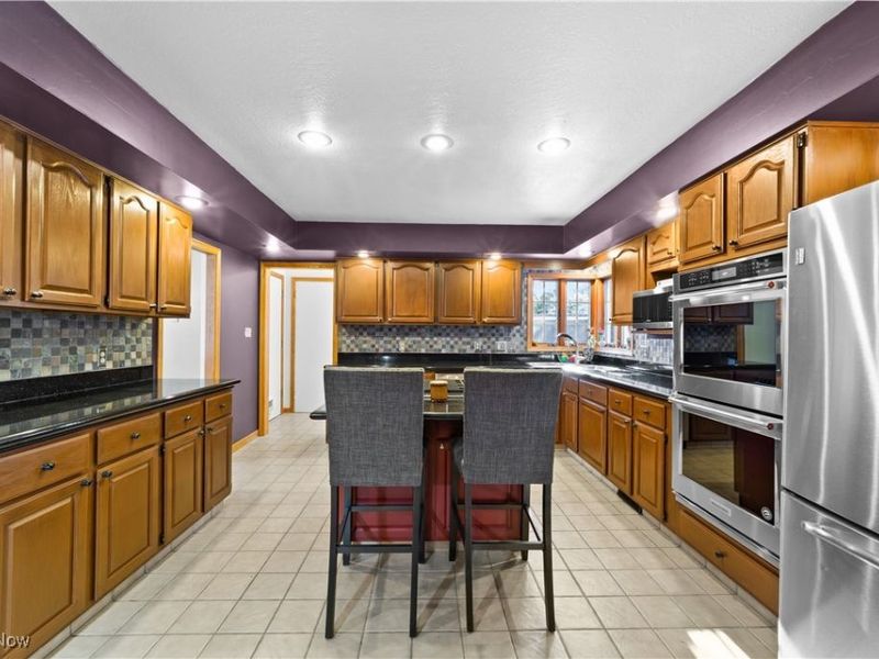 250 Schocalog Road, Akron, OH 44313 Photo 23