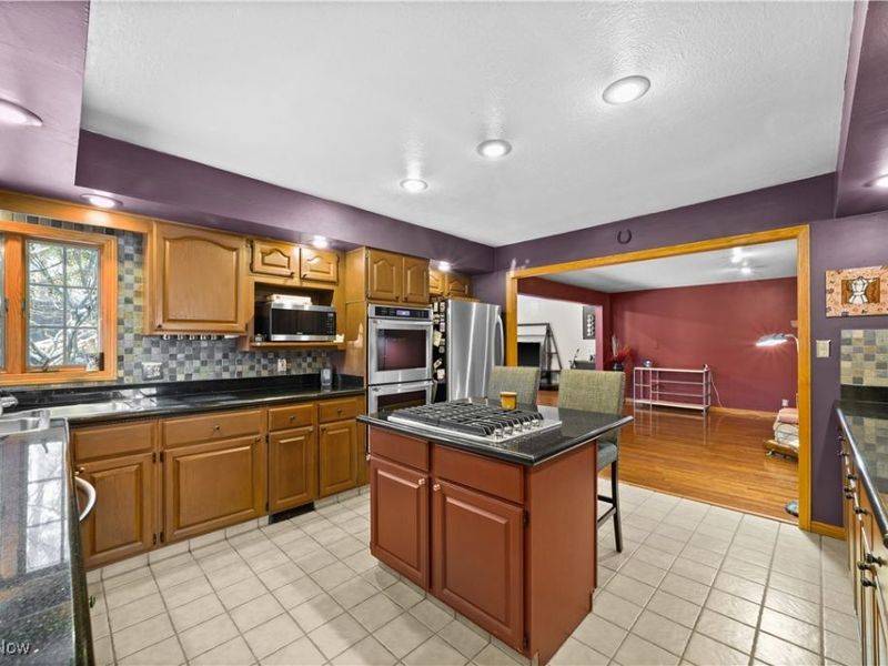 250 Schocalog Road, Akron, OH 44313 Photo 25