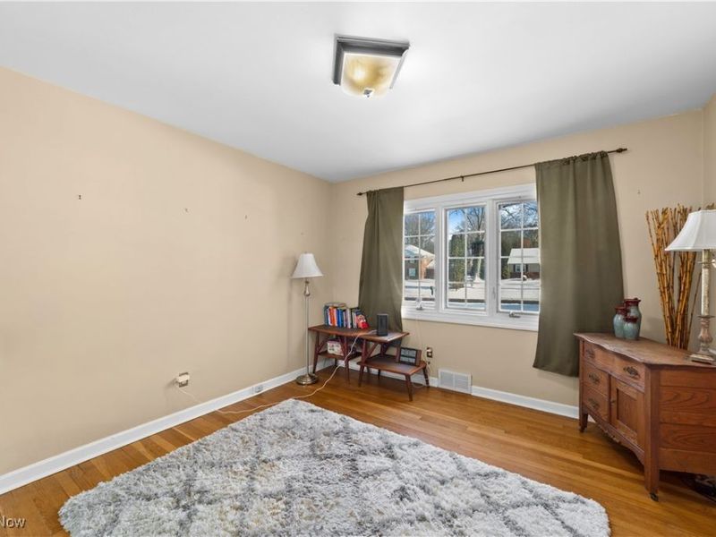 250 Schocalog Road, Akron, OH 44313 Photo 36