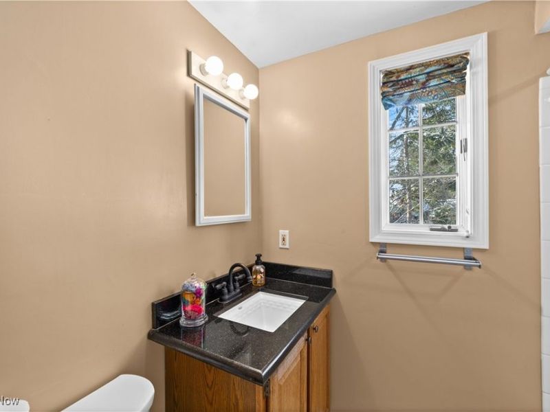 250 Schocalog Road, Akron, OH 44313 Photo 41