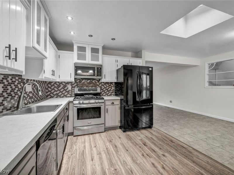 24783 Riverview Drive, Columbia Station, OH 44028 Photo 11