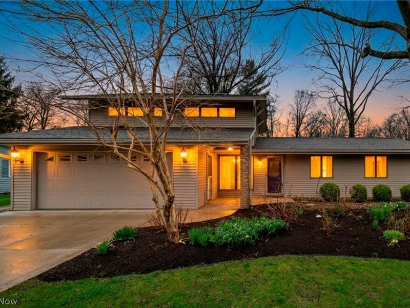 24783 Riverview Drive, Columbia Station, OH 44028 Photo 2