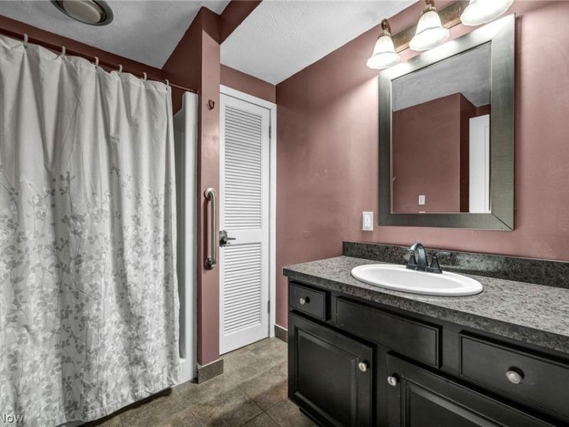 24783 Riverview Drive, Columbia Station, OH 44028 Photo 32