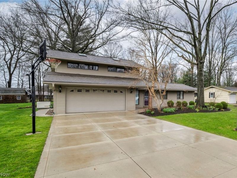 24783 Riverview Drive, Columbia Station, OH 44028 Photo 5