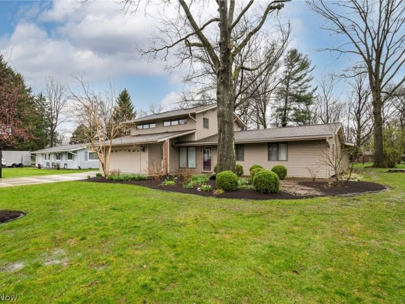 24783 Riverview Drive, Columbia Station, OH 44028 Photo 6