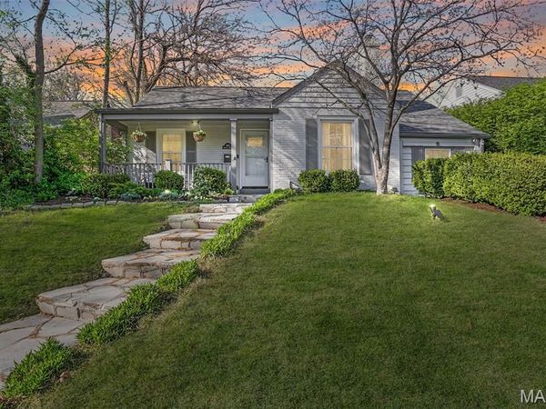 8671 Rosalie Avenue, St Louis, MO 63144