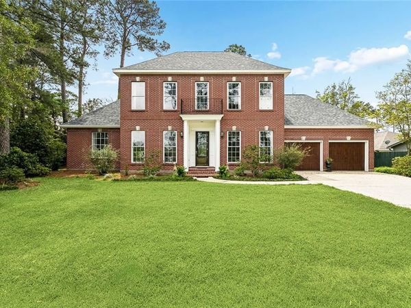 624 BEAU CHENE Drive, Mandeville, LA 70471