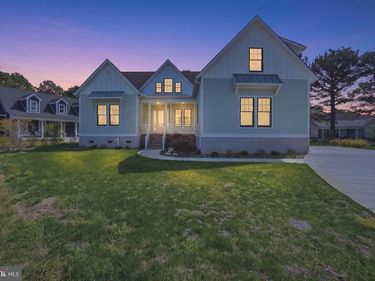 8 SEAY COURT , CAPE CHARLES, VA 23310