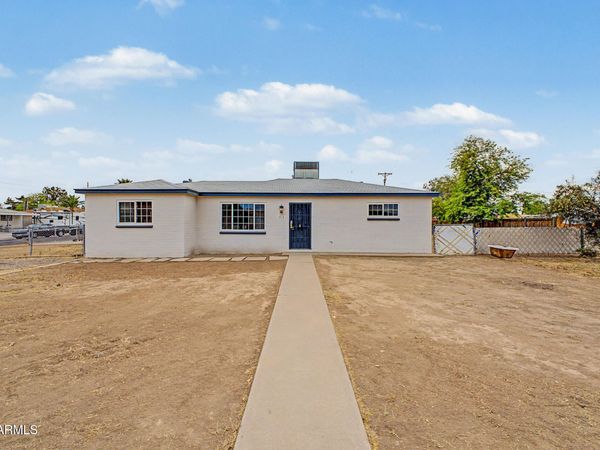 2719 W ECHO Lane, Phoenix, AZ 85051