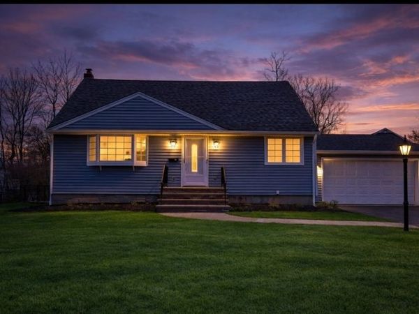 86 Deerfield Rd, West Caldwell, NJ 07006