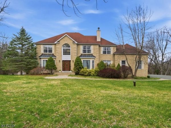 15 Dana Dr, Andover, NJ 07848