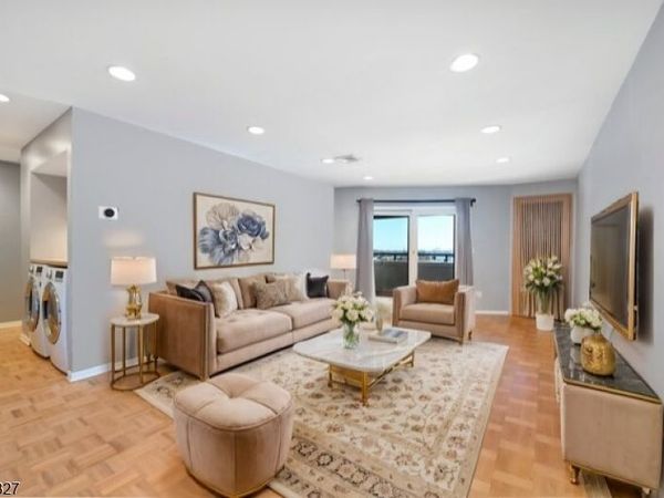 41 Wilson Ave, Newark, NJ 07105