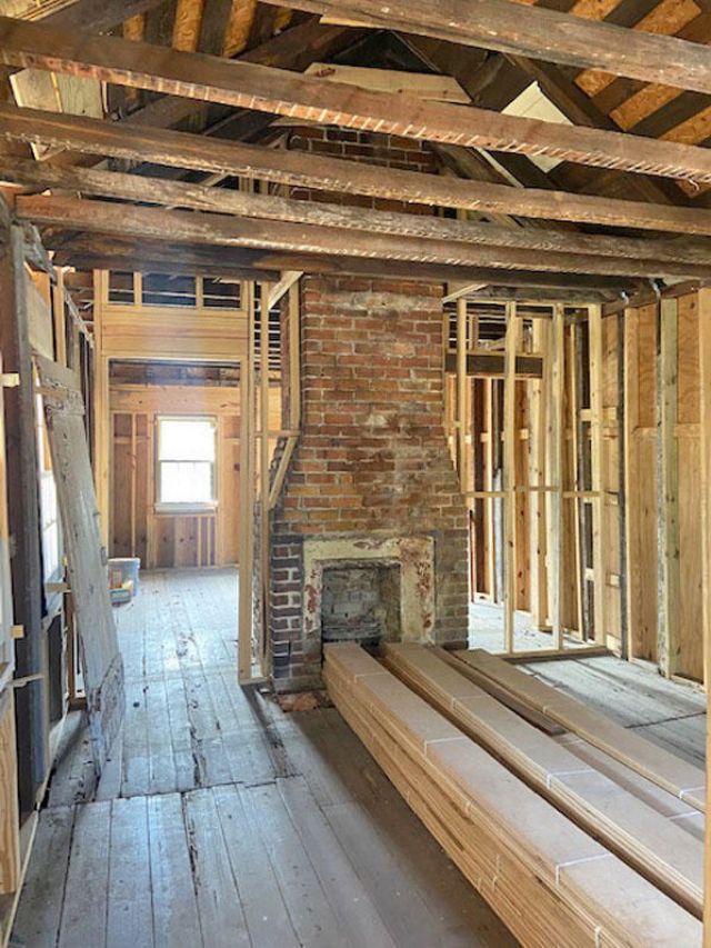 8 Islington Court Photo 10