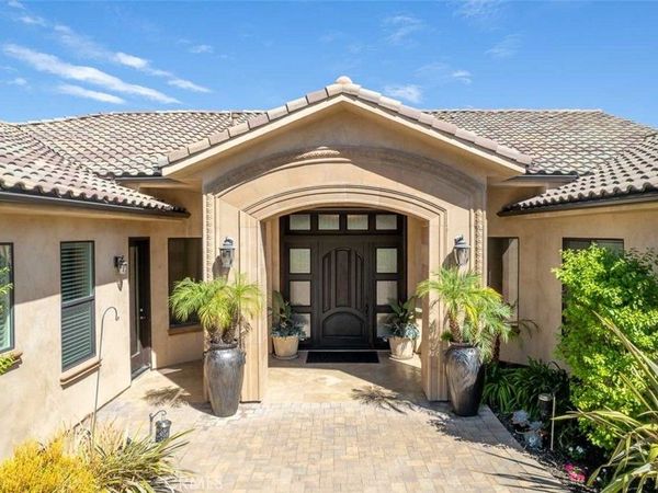 2260 Panoramic, Vista, CA 92084