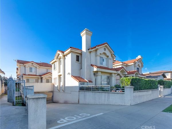 1097 S Marguerita Avenue, Unit D, Alhambra, CA 91803