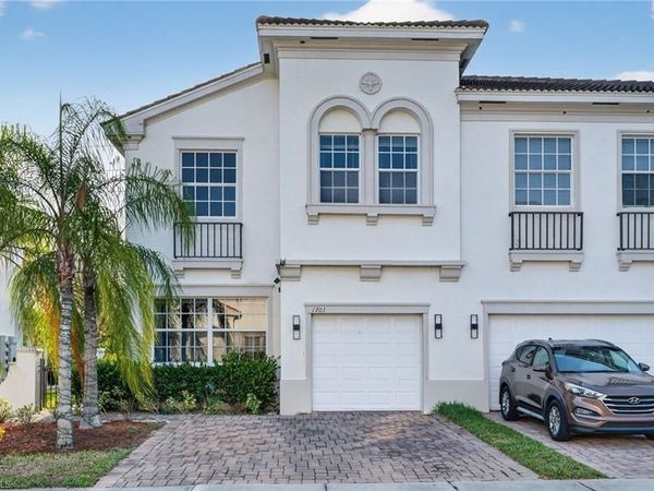 7005 Romana WAY , Unit 1701, NAPLES, FL 34119