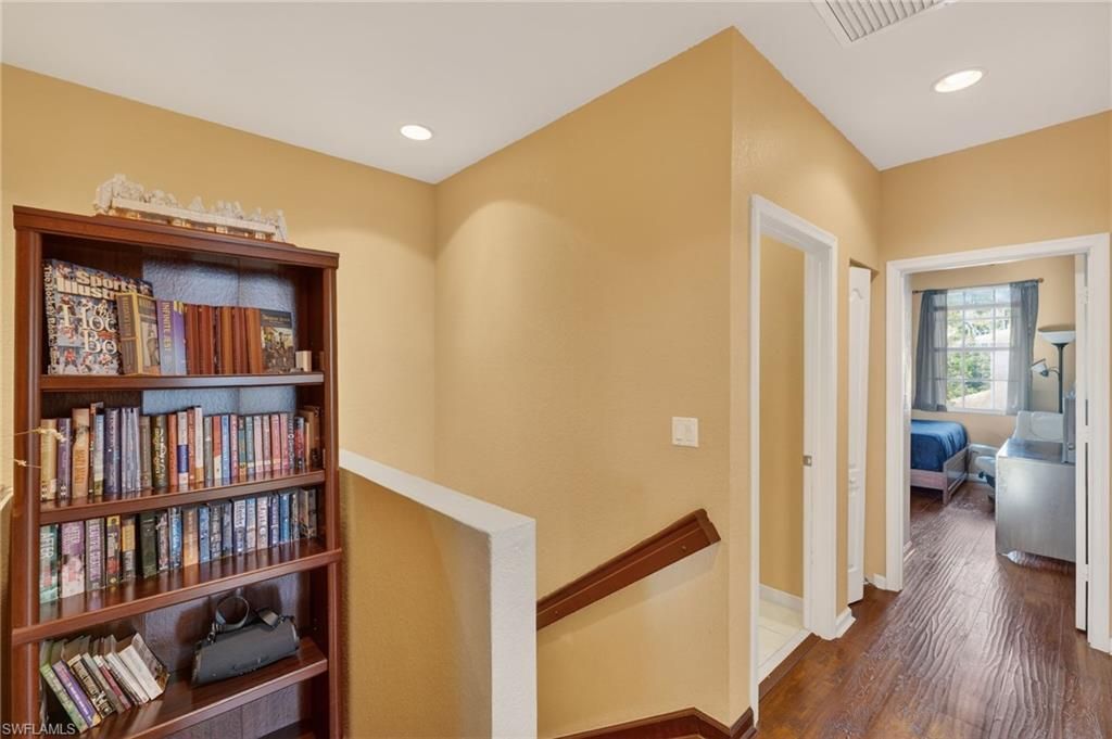 7005 Romana Way, Unit 1701, Naples, FL 34119 Photo