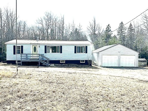 141 Cross Road, Hancock, ME 04640