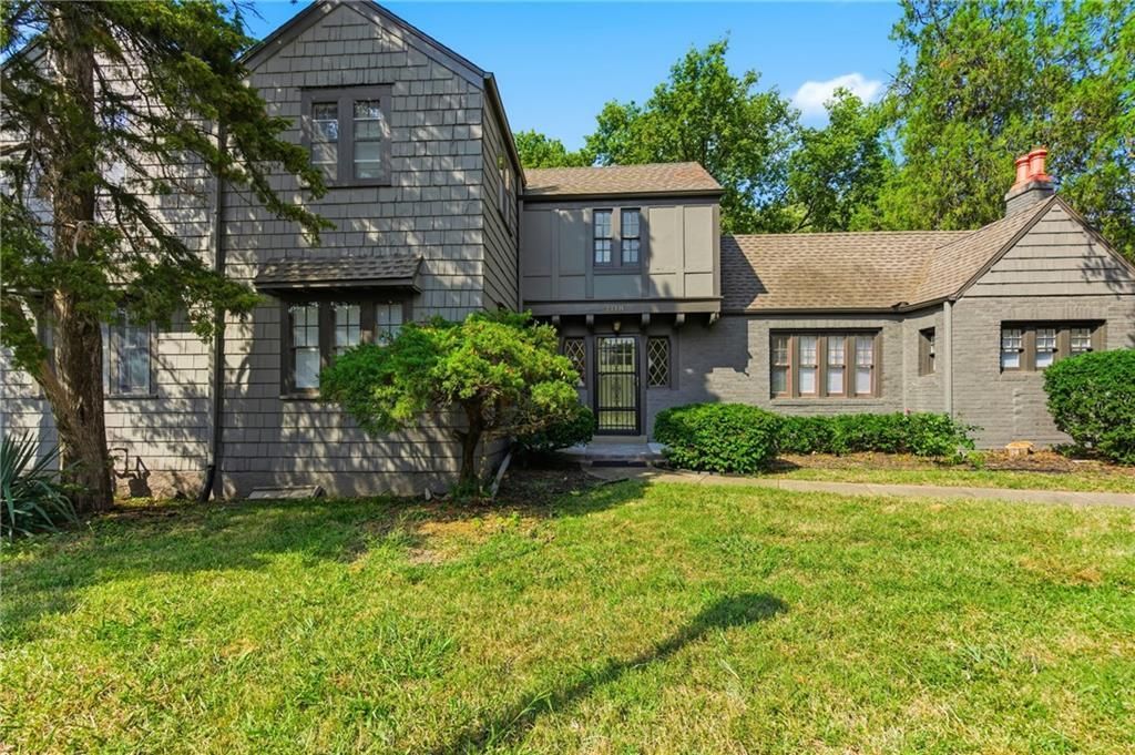 2118 Tauromee Avenue, Kansas City, KS 66102 Main Photo