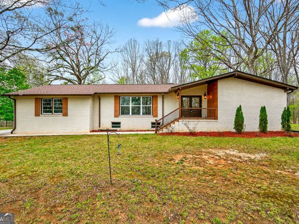672 Cooley Woods Road, Cleveland, GA 30528