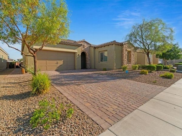 5953 Yellow Ridge Avenue , Las Vegas, NV 89131