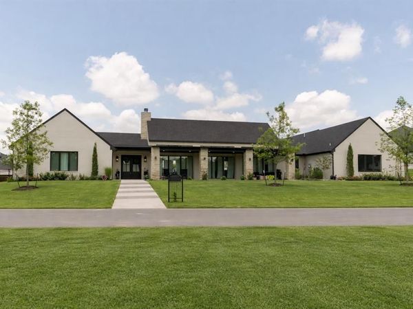 501 Old Creek Road, Edmond, OK 73034