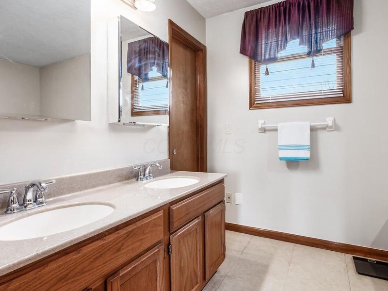 13760 Sudbury Drive, Pickerington, OH 43147 Photo 20