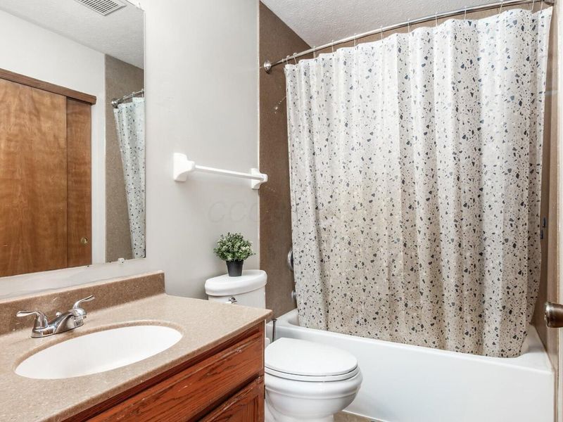 13760 Sudbury Drive, Pickerington, OH 43147 Photo 25