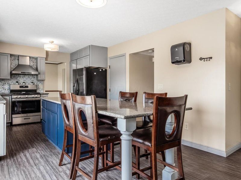 13760 Sudbury Drive, Pickerington, OH 43147 Photo 6