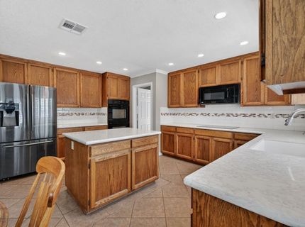 8794 Frosses Ct, Sacramento, CA 95828 Photo