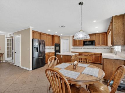 8794 Frosses Ct, Sacramento, CA 95828 Photo