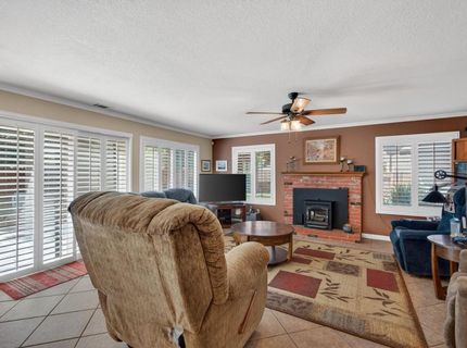 8794 Frosses Ct, Sacramento, CA 95828 Photo